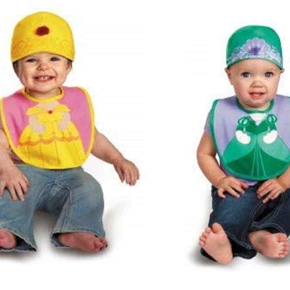 Disney Girls Bib & Hat Set